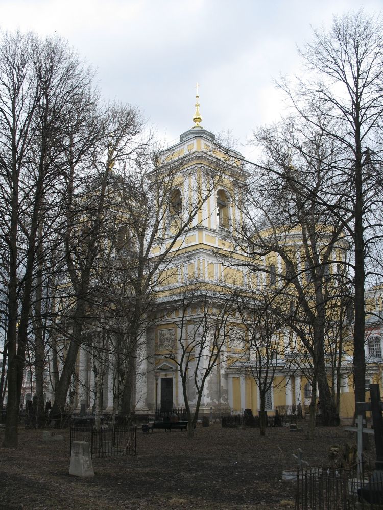 Свято-Троицкий собор Александро-Невской лавры
