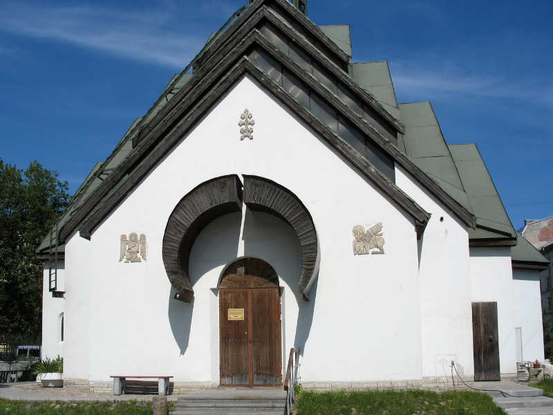 Храм св. Новомучеников и Исповедников Российских