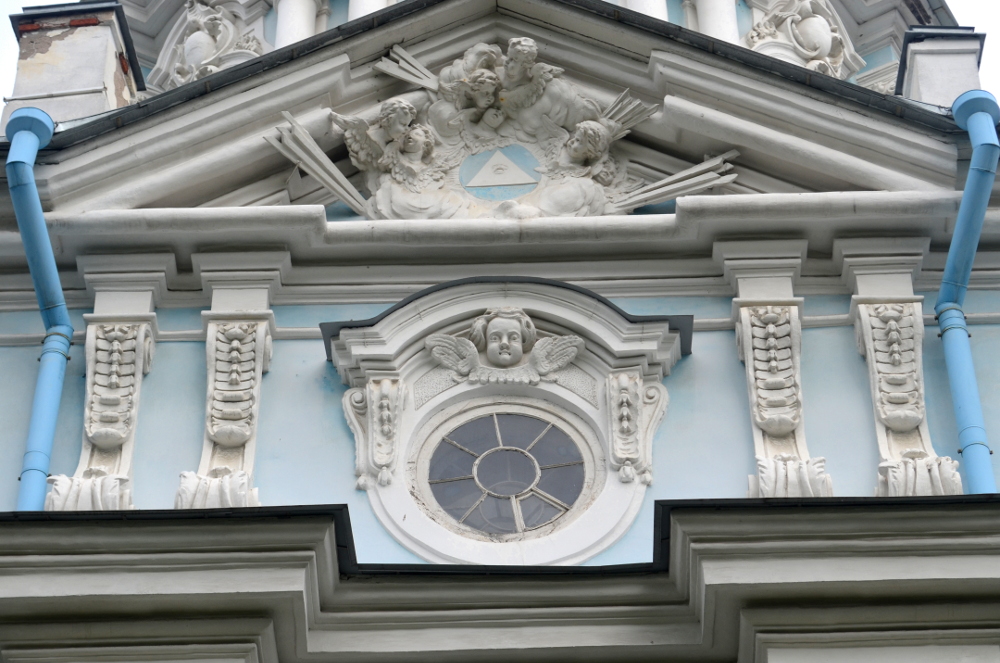 Фрагмент фасада церкви св. Екатерины