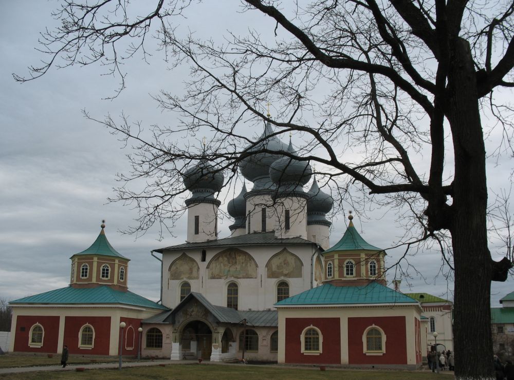 Тихвинский Свято-Успенский мужской монастырь