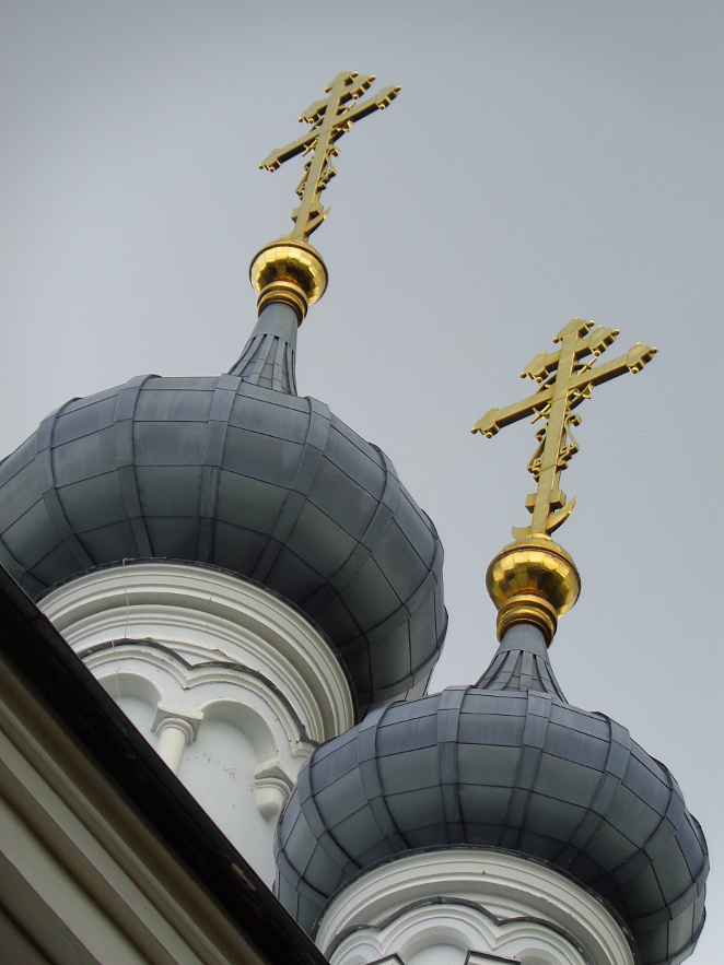Кресты на куполах Собора